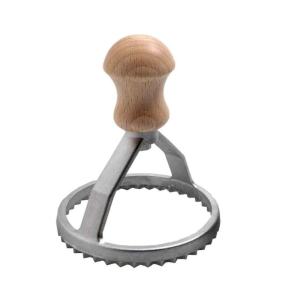 Eppic stamp round ravioli ø 80 mm alum beechwood