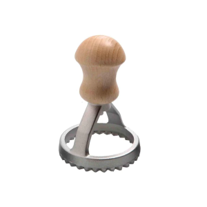 Eppic stamp round ravioli small  ø 55 mm alum beechwood